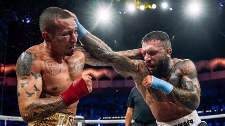 Are boxing gloves worse than bare-knuckle?