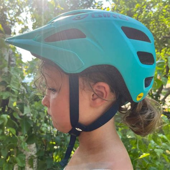 Are helmets mandatory in NHL?