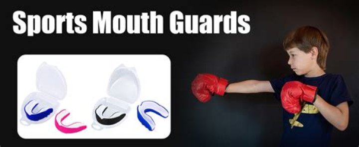 Are mouthguards mandatory in minor hockey?