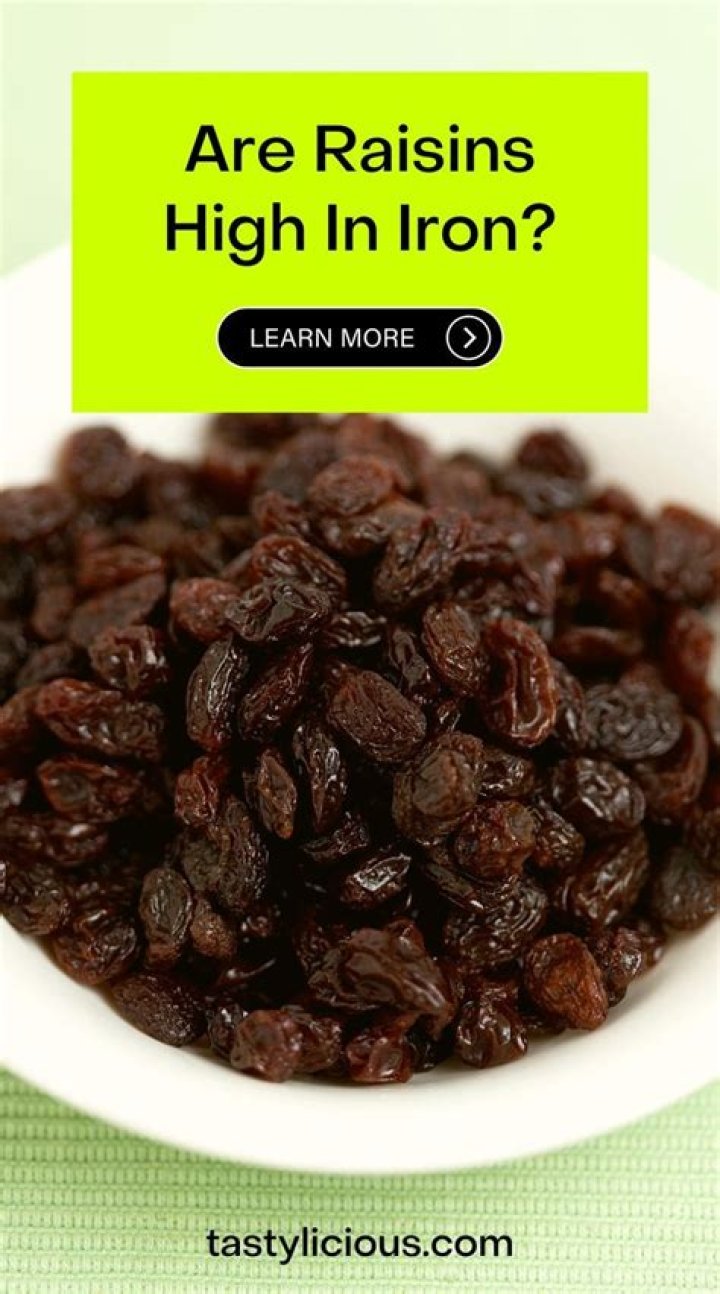 Are raisins high in carbs?