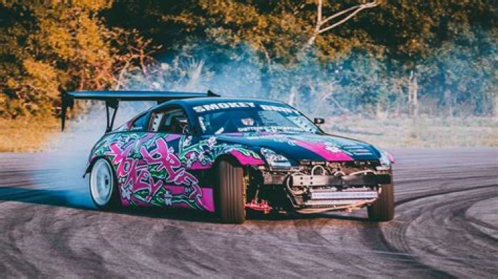 Are wide tires good for drifting?
