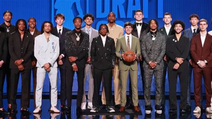 At what age do NBA players decline?