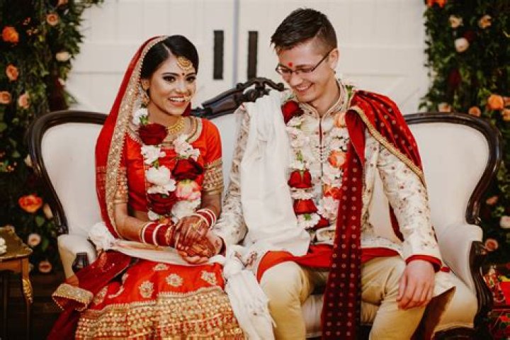 Can Hindu marriage be registered online?
