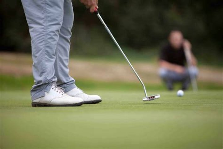 Can hockey players play golf?