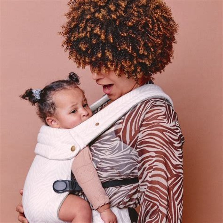 Can you be a nomad with a child?