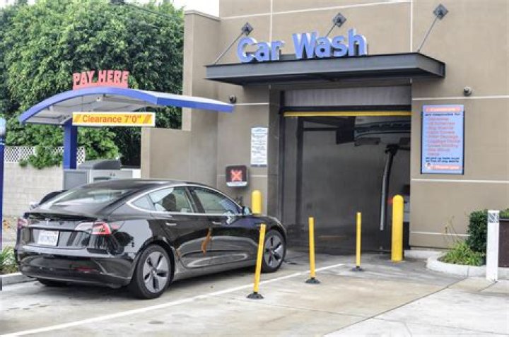 Can you wash a car with Sal Suds?