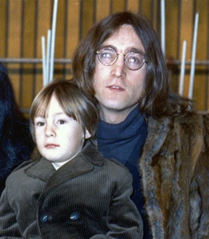 Did John Lennon pay Julian child support?