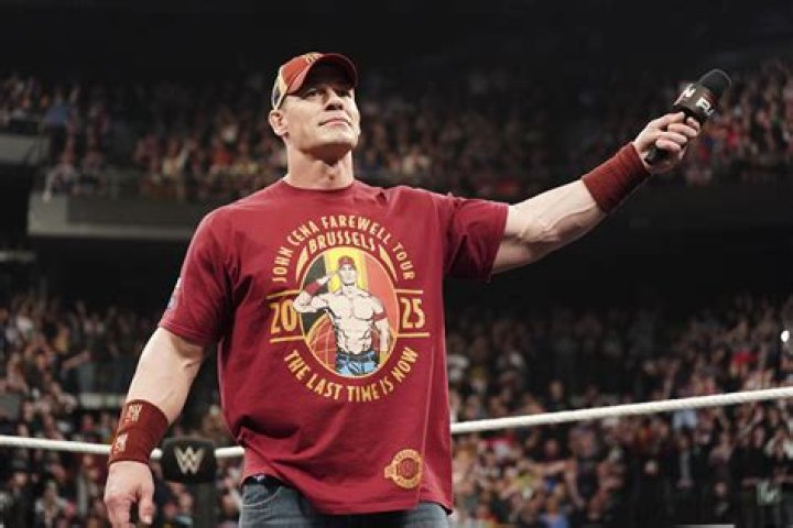 Did Mark Henry beat Cena?
