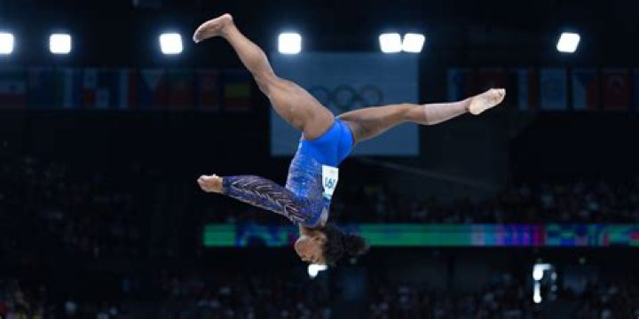 Did Simone Biles get the twisties?