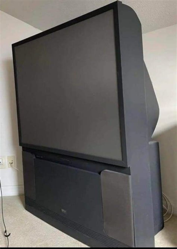 Do all flat screen TVs have digital tuners?