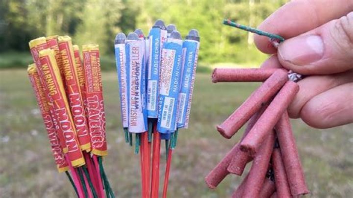 Do bottle rockets start fires?