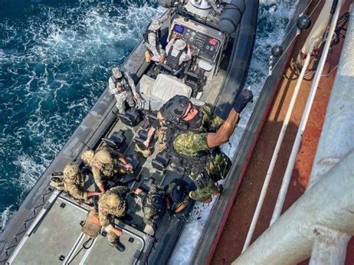 Do Navy SEALs train in the snow?