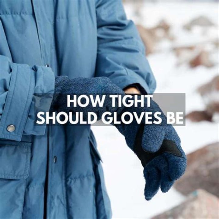 Do tight ends wear gloves?
