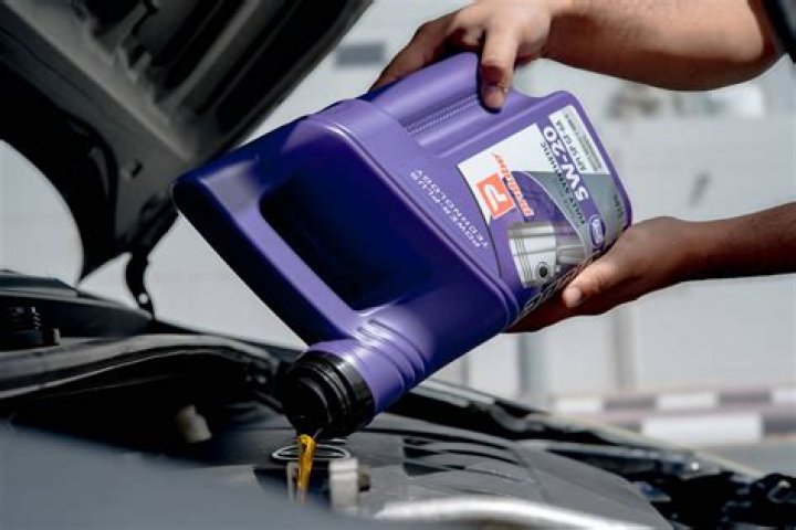 Does synthetic oil lower oil pressure?