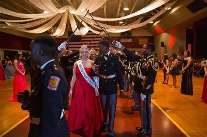 Does the Navy have military balls?