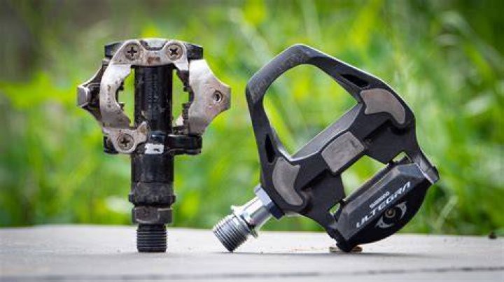 How do you tighten pedals on a bike?