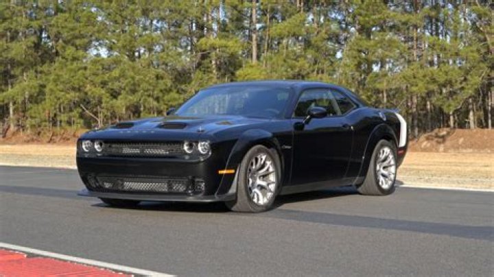 How long does a Dodge Challenger srt8 last?