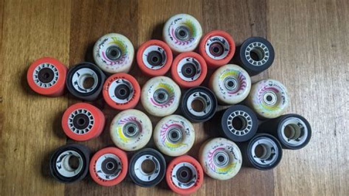 How often should I change roller skate wheels?
