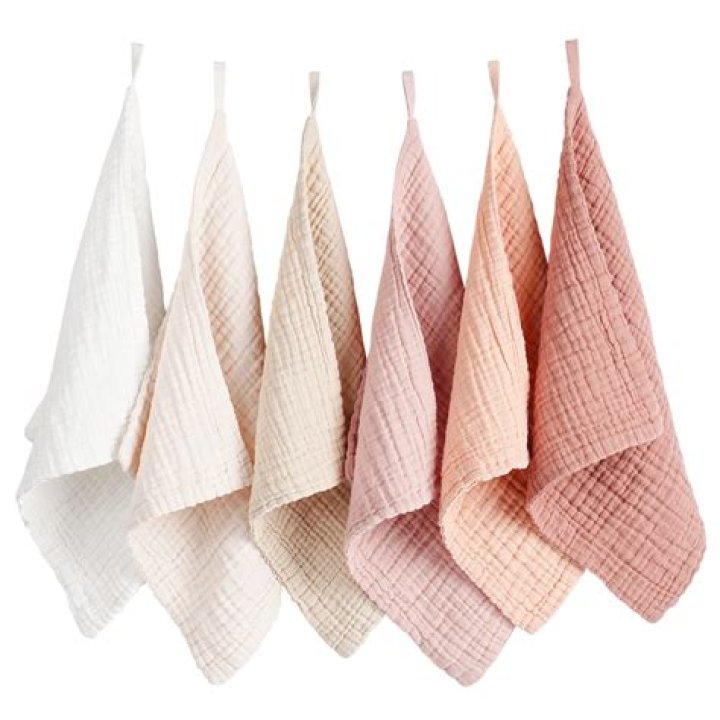 How often should you throw away washcloths?