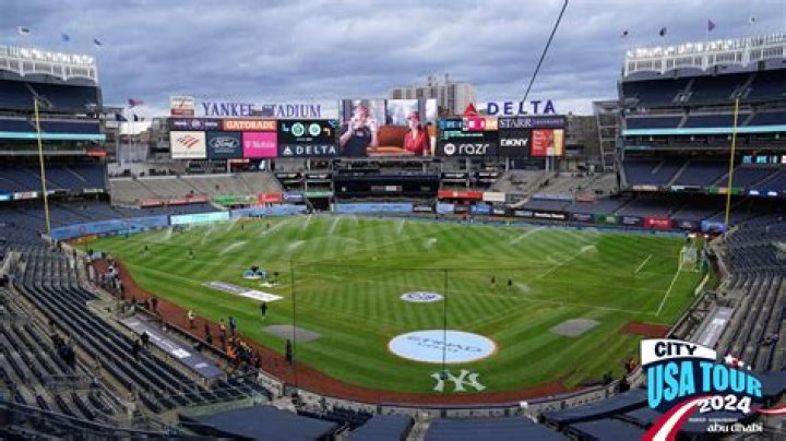 How tall is the foul pole at Yankee Stadium?