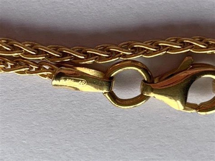 Is 18ct gold plated good?