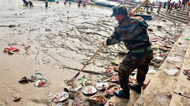 Is all of India filthy?