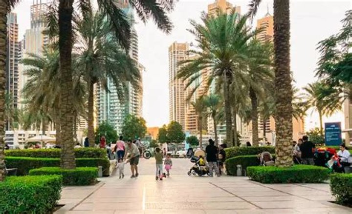 Is Dubai a walkable city?