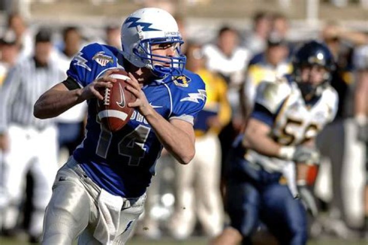 Is it possible to throw a football 100 yards?