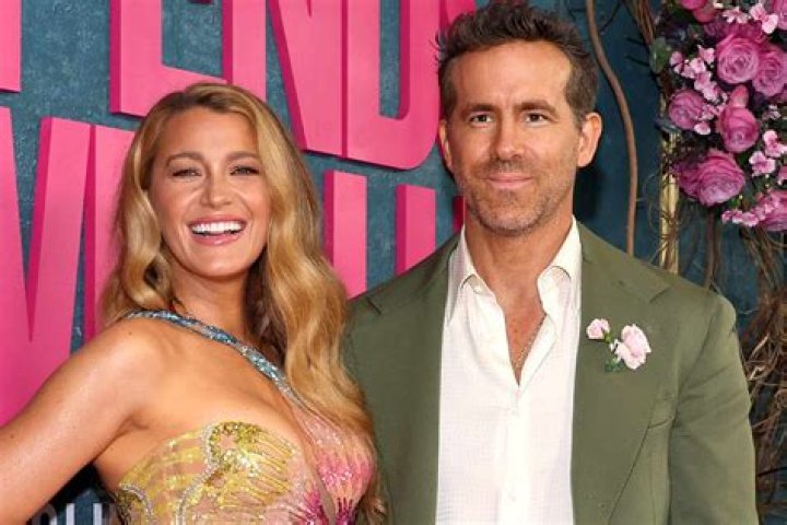 Is Ryan Reynolds with Blake Lively?