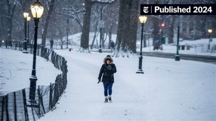 Is there snow in Poconos in December?