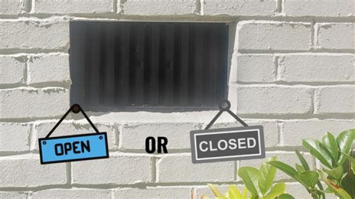 Should damper be open or closed in summer?
