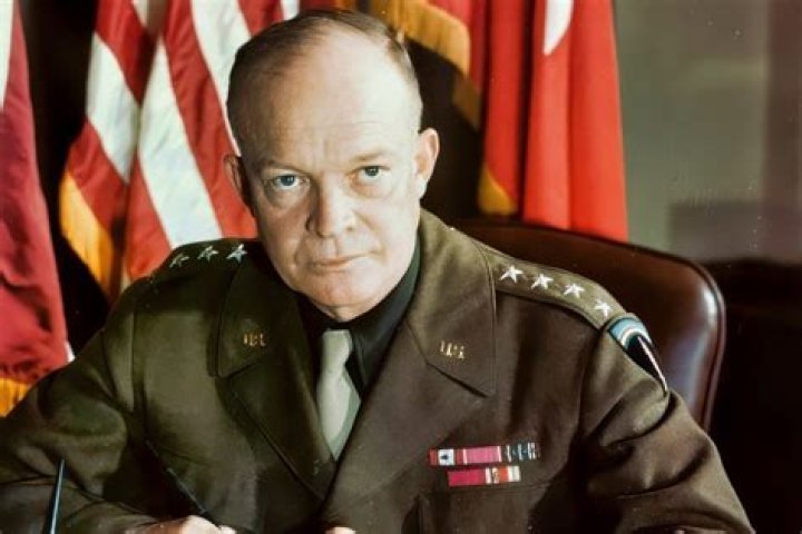 Was Eisenhower a cheerleader?
