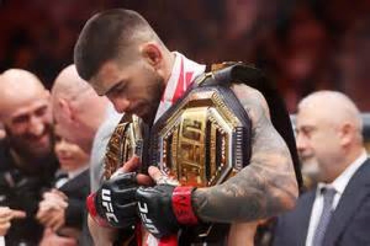 What does KO mean in UFC?