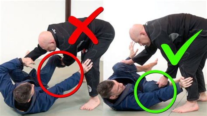 What fighting style uses elbows and knees?