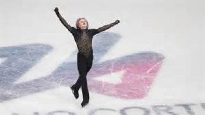 What is an axel jump in figure skating?