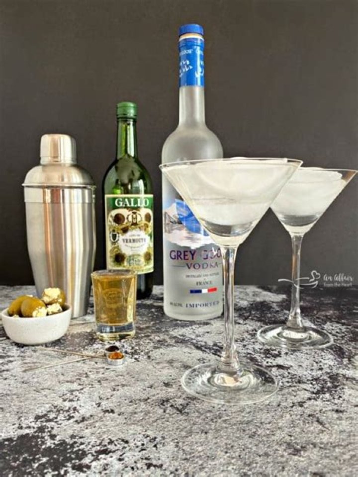 What is an extra dirty martini?