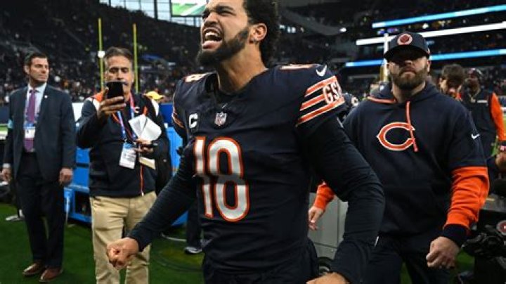 What is Nick Foles contract with the Chicago Bears?