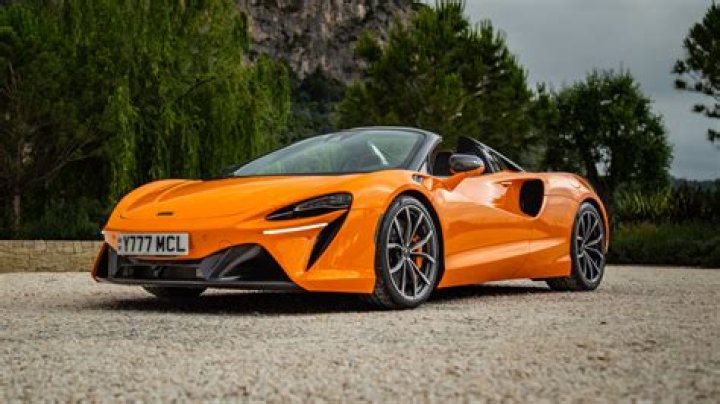 What is the cheapest McLaren car?
