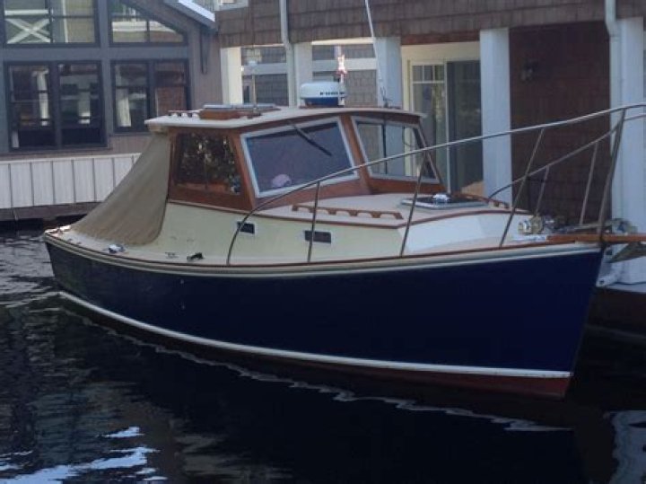 What is the most seaworthy boat design?