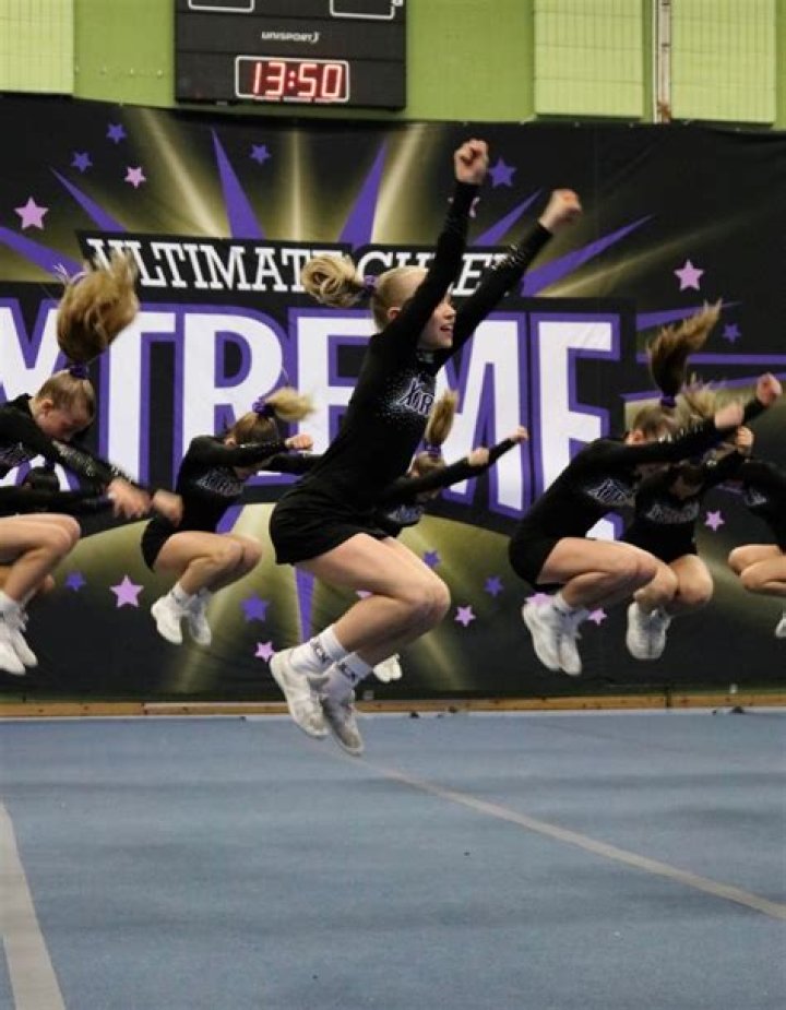 What is toe touch jump?