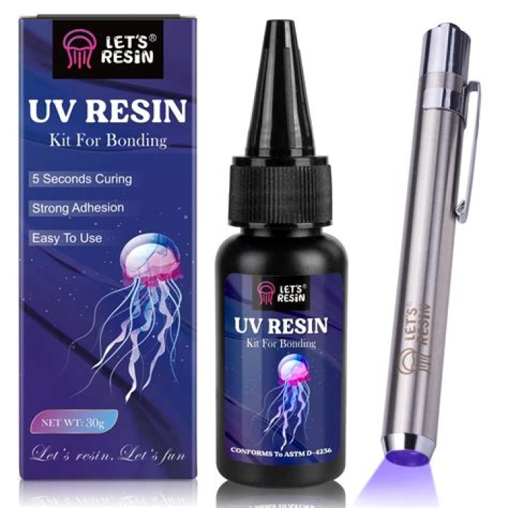 What light do you need to cure UV resin?