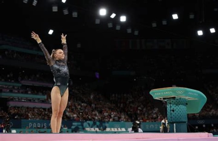 What mistake did Jade Carey make on vault?