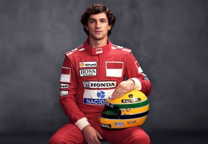 What was Senna's number?