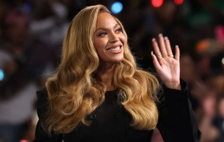 When was Beyoncé born?