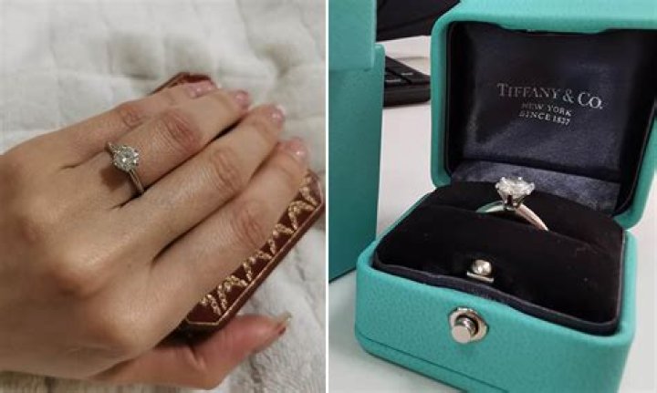 Where is Ariana Grande's engagement ring from?
