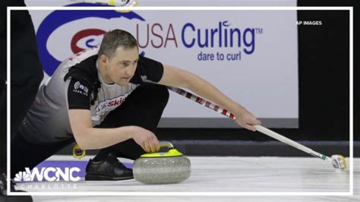 Who has the hammer in curling?