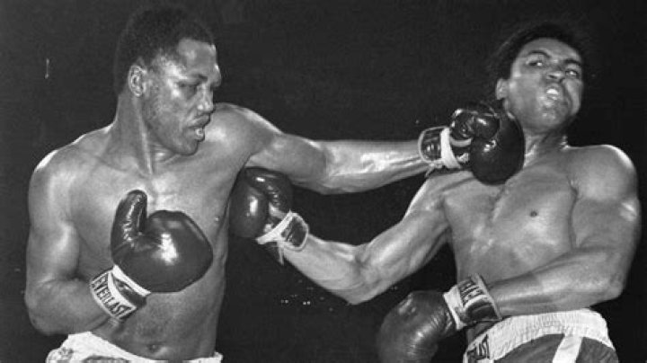 Who won Joe Frazier or Muhammad Ali?