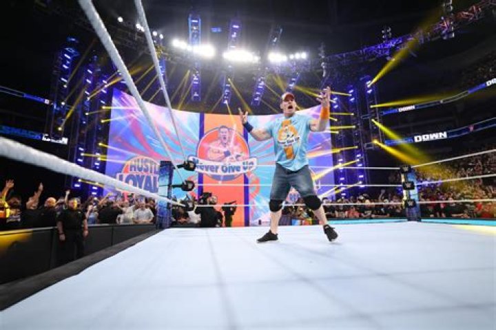 Who writes WWE stories?
