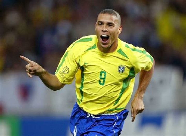 Why did r9 retire?