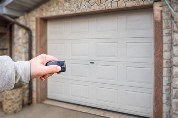 Why is my electric garage door not opening?